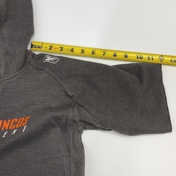 Denver Broncos Gray NFL Hooded Sweatshirt Small - Picture 9 of 9